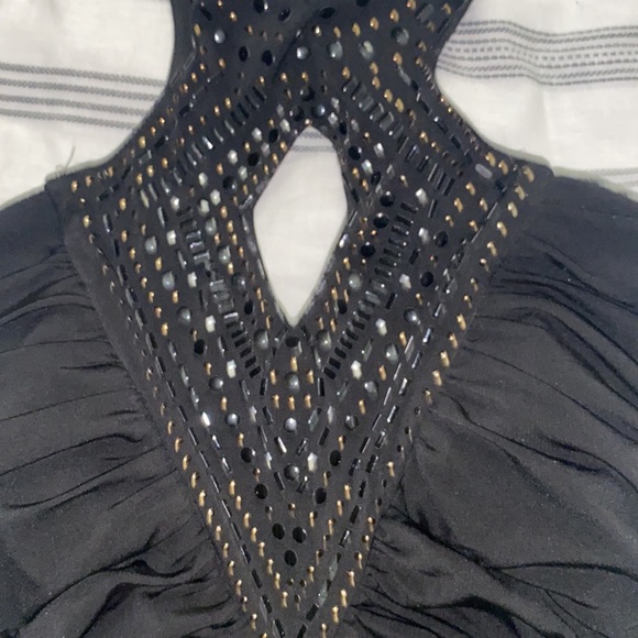 Size small - Picture 2 of 3